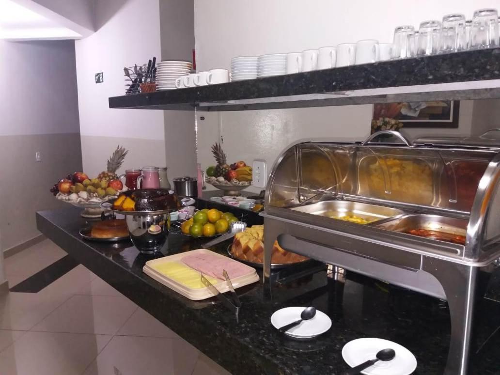Hotel Vila Real Araçatuba Kültér fotó