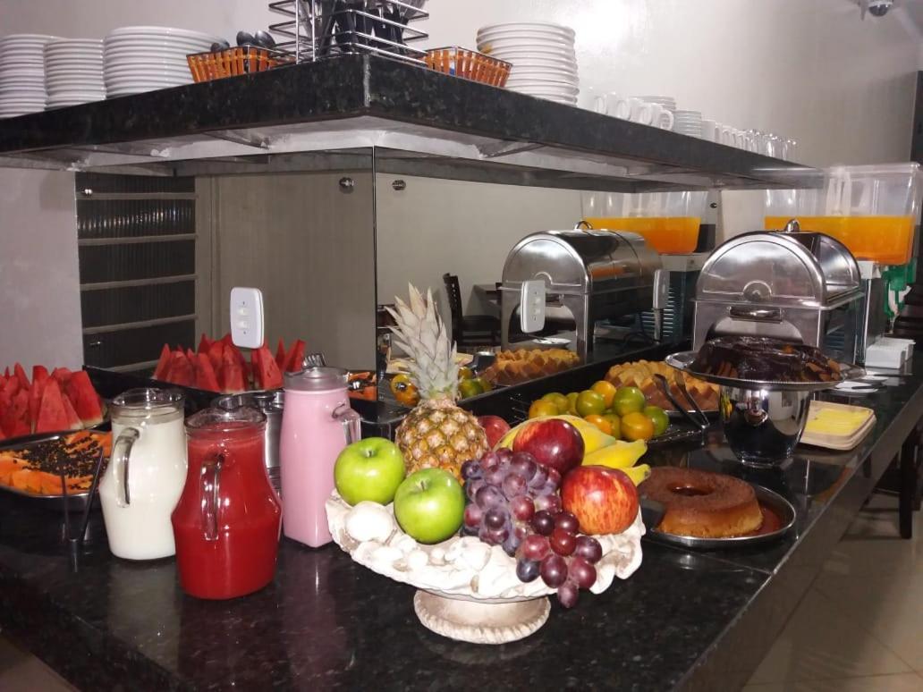Hotel Vila Real Araçatuba Kültér fotó